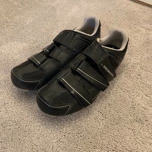Black spin shoes size 41 (fits size 8.5 in women's)